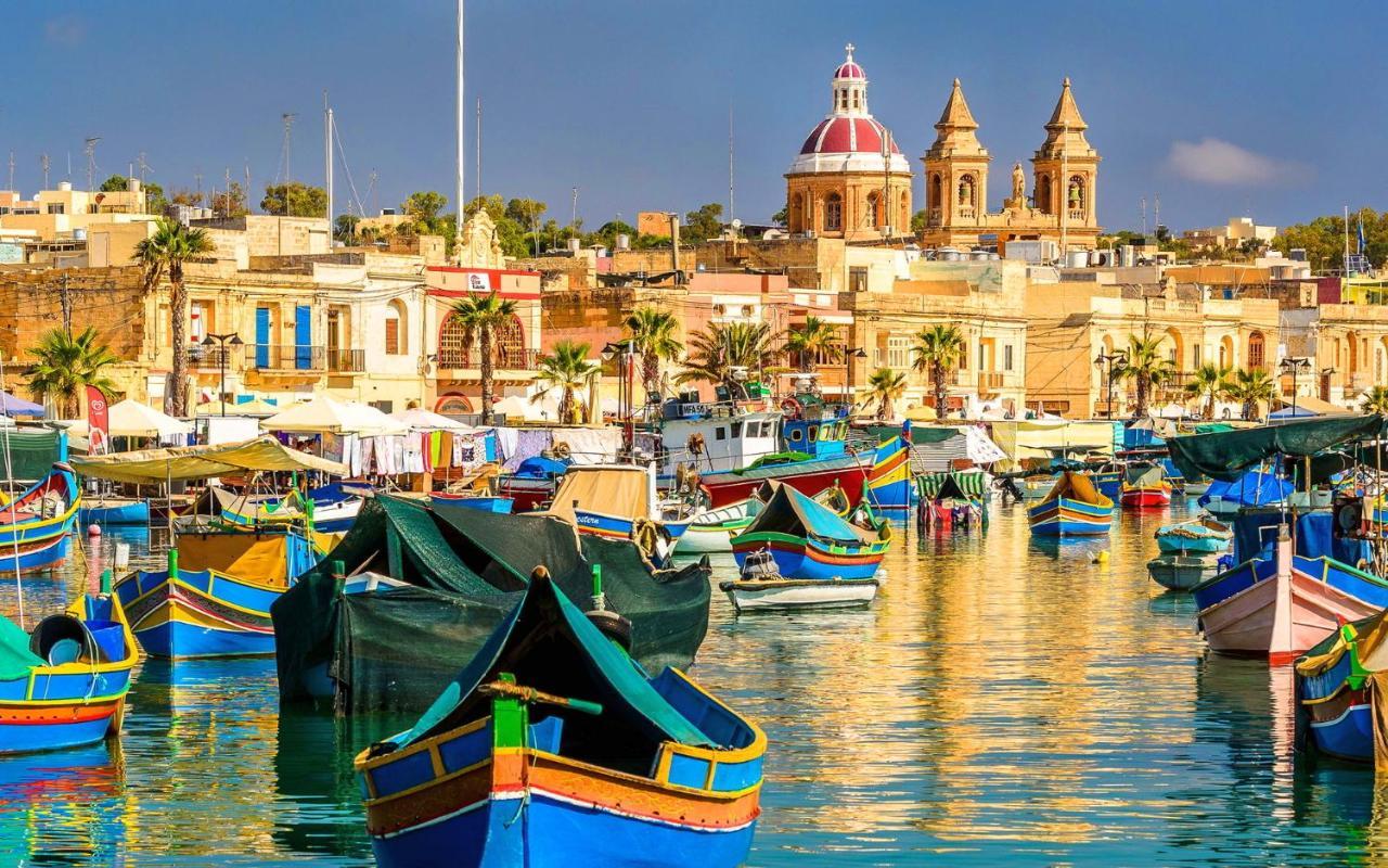 Splendid 2Br Apartment, Steps To St Georges Bay San Ġiljan Exterior foto